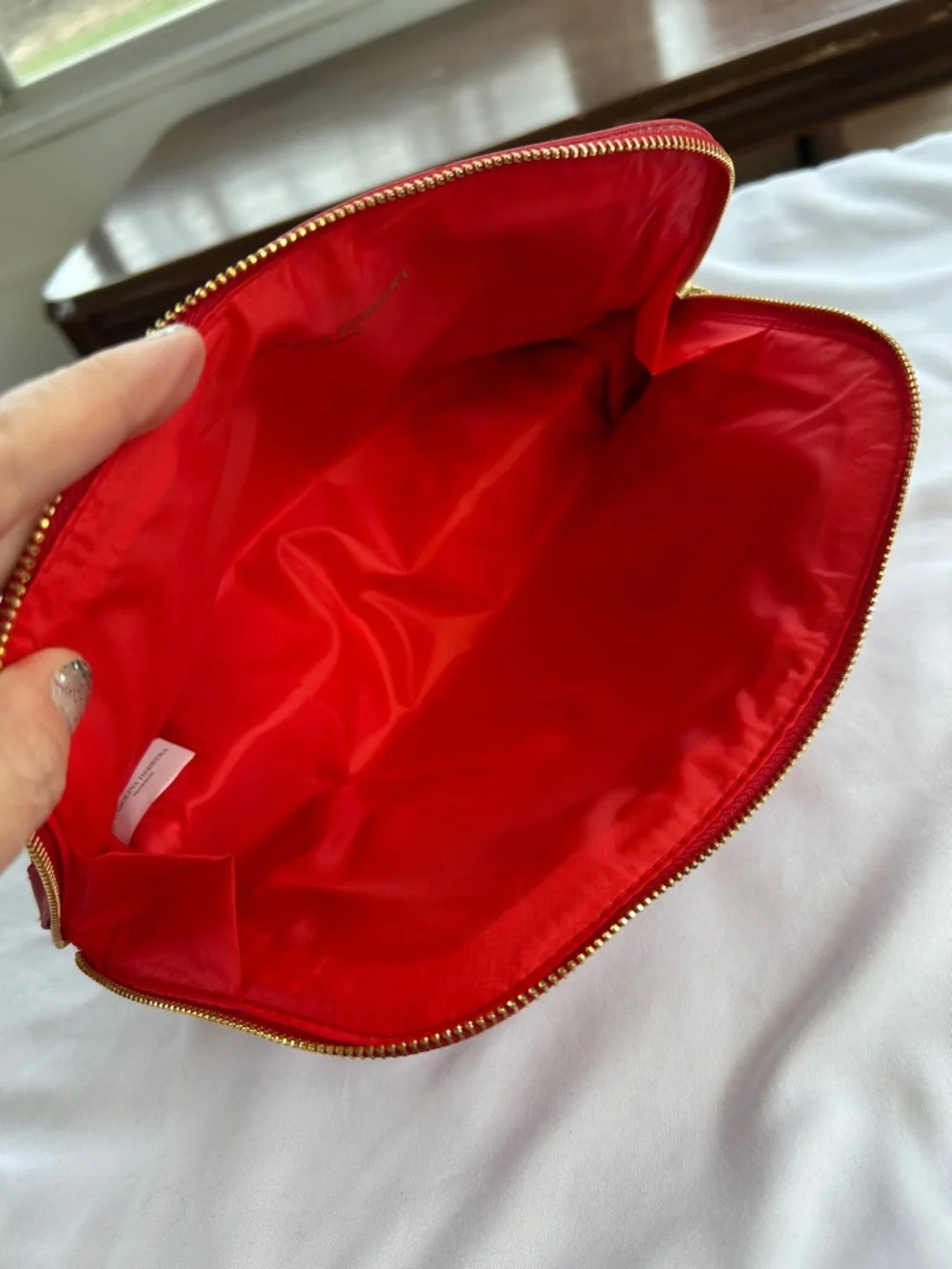 NWT Carolina Herrera Holiday Opera Special Edition Cosmetic Bag - Red & Gold